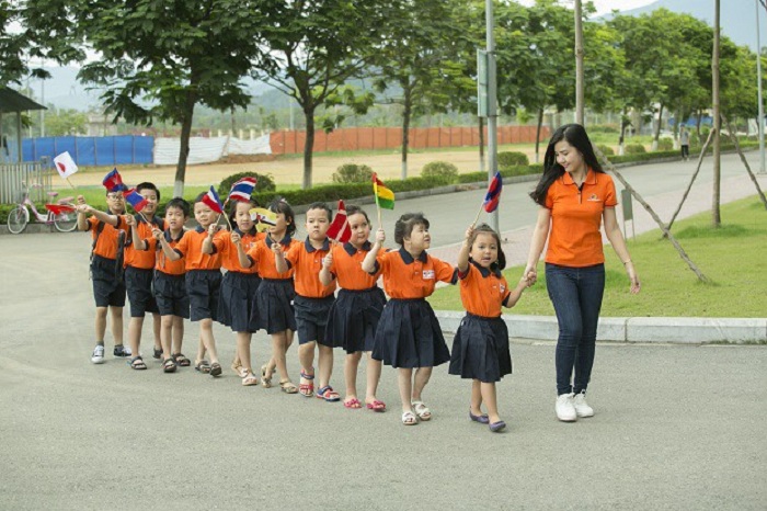 Đồng Phục Bulluni