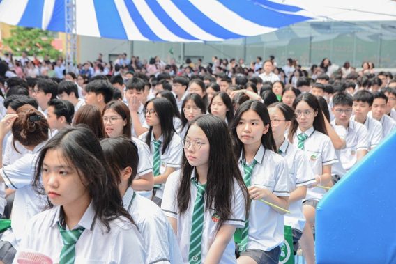 ao so mi dong phuc truong ngoi sao